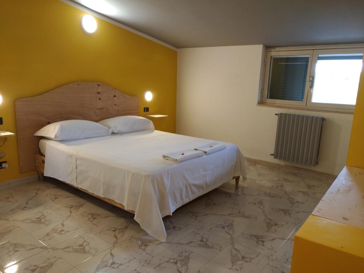 Hotel Villa Pirotta Sannicandro di Bari Exterior foto